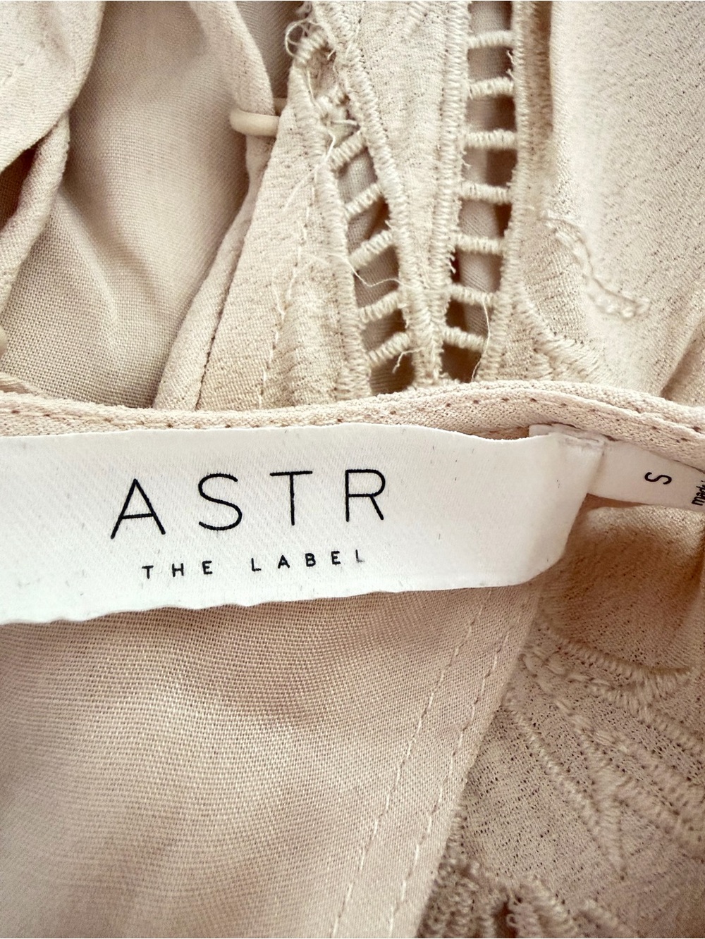 ASTR The Label Cream Embroidered Side Tie Lace Up Maxi Dress Small 8550 - Picture 12 of 13